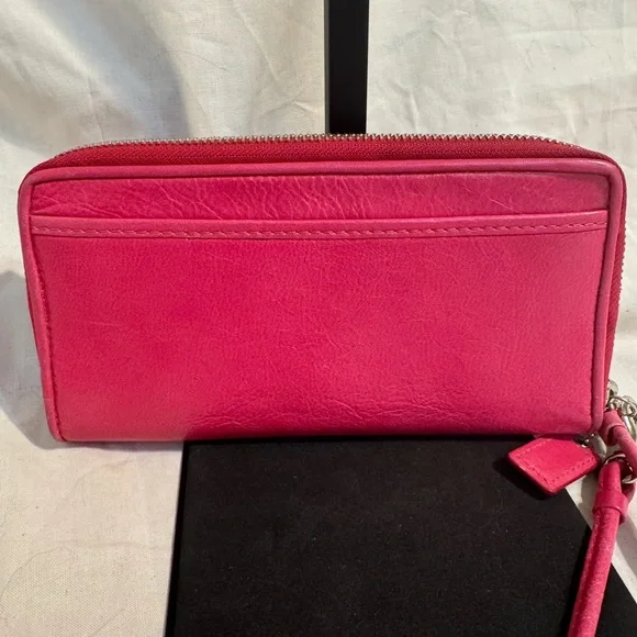 Coach Poppy Fuchsia Hot Pink Leather Wristlet Wallet with Silver Accents - Picture 4 of 8